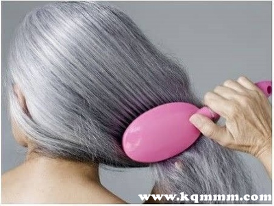 白醋、小蘇打、啤酒洗頭能讓白發(fā)變黑嗎？專家解析與科學(xué)護(hù)理建議